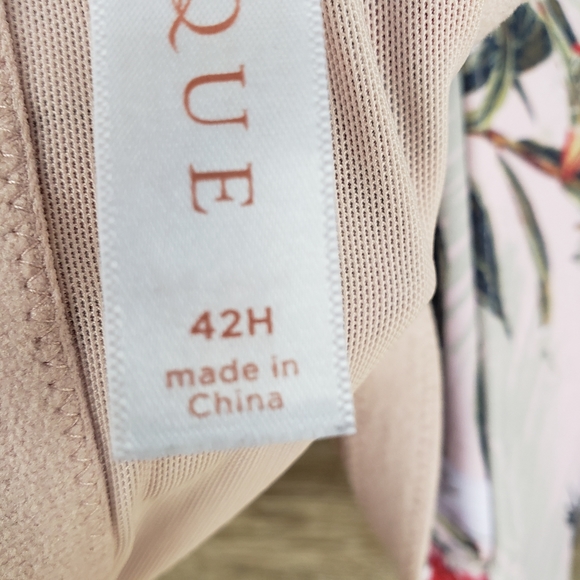 Floral Cacique 42 H Racerback Bra with Padded Under Support Plus Size - Picture 3 of 16